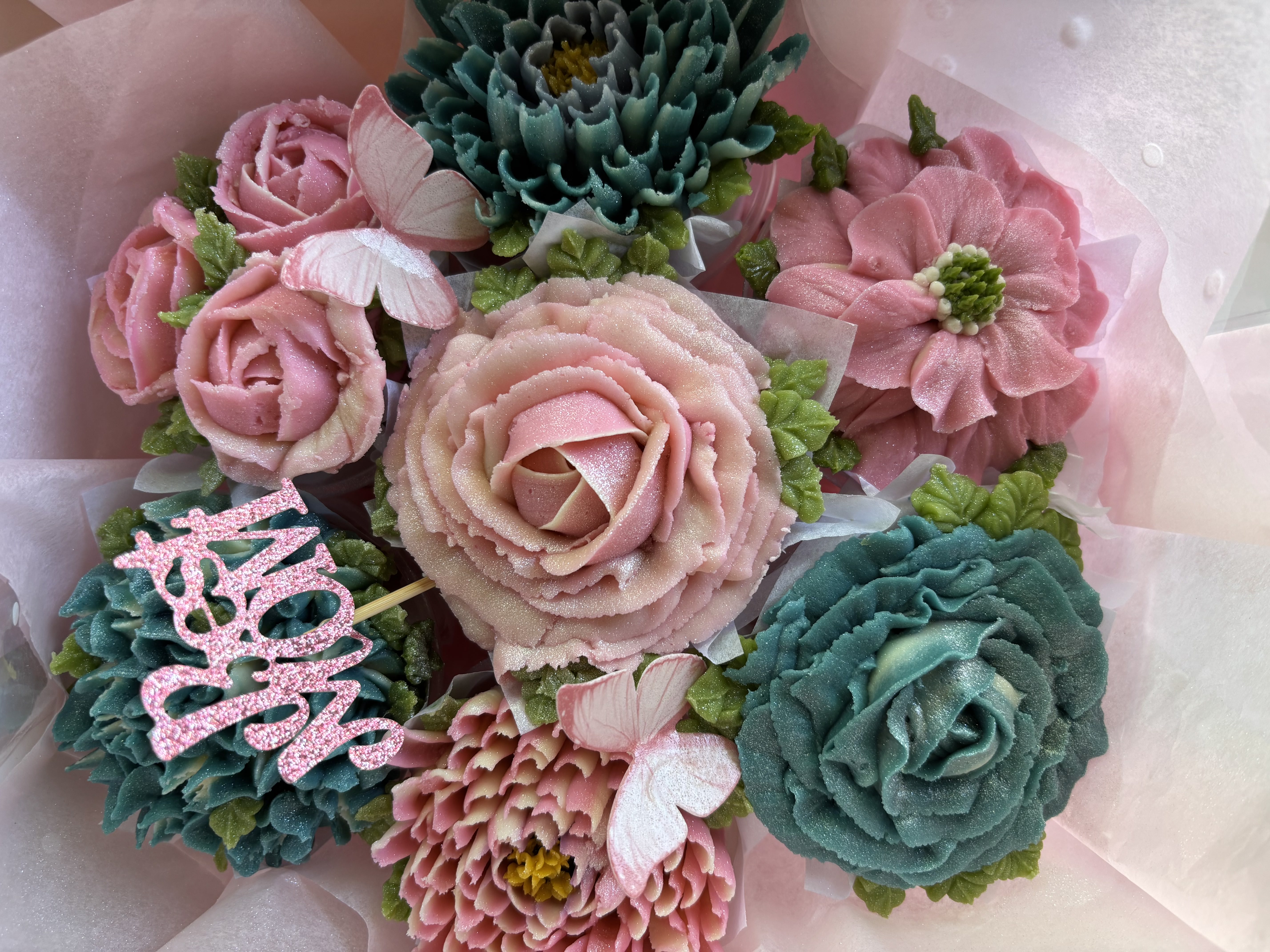 Cupcake bouquet by Renee Homulos