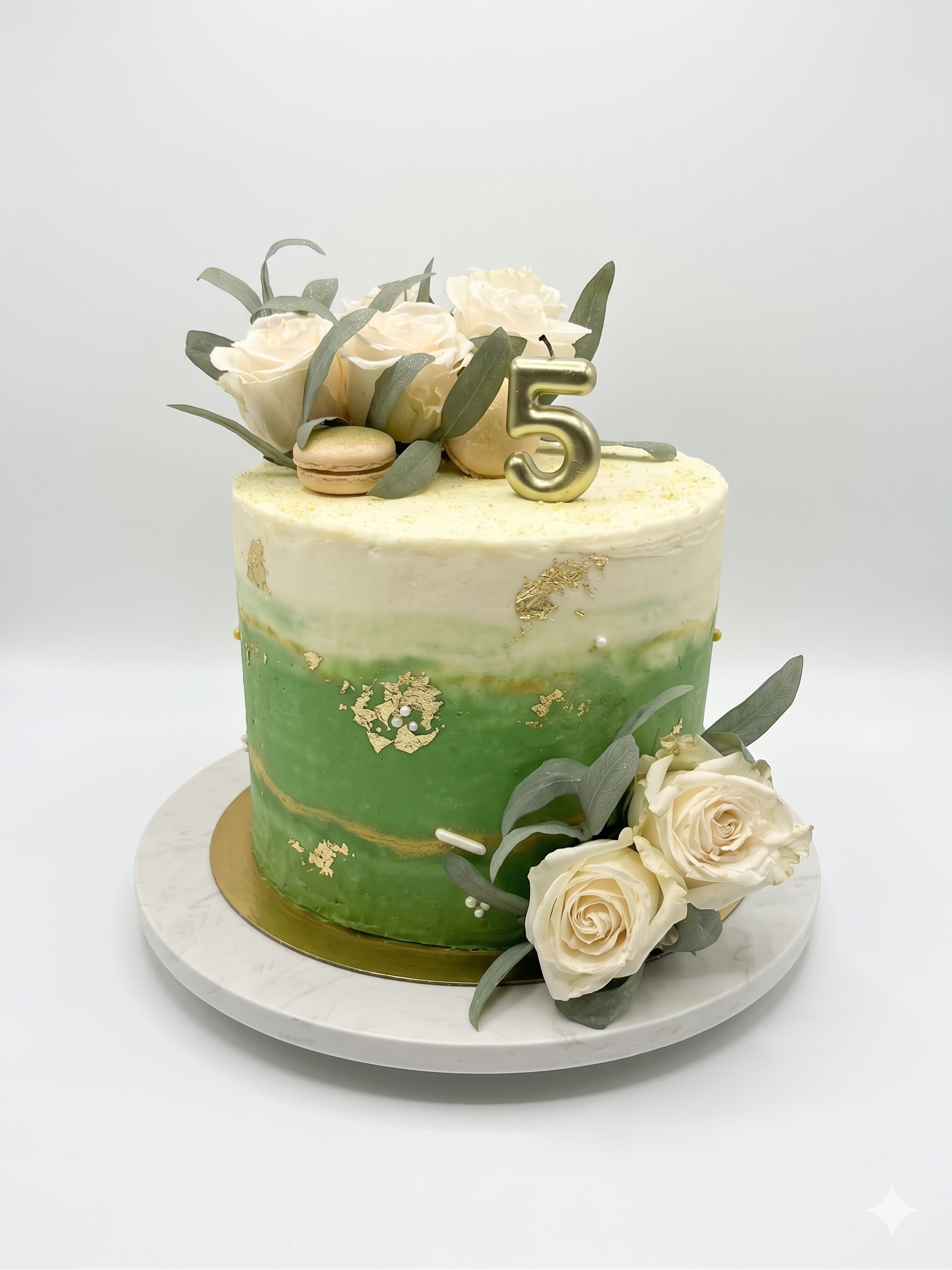 Custom cake by Renee Homulos